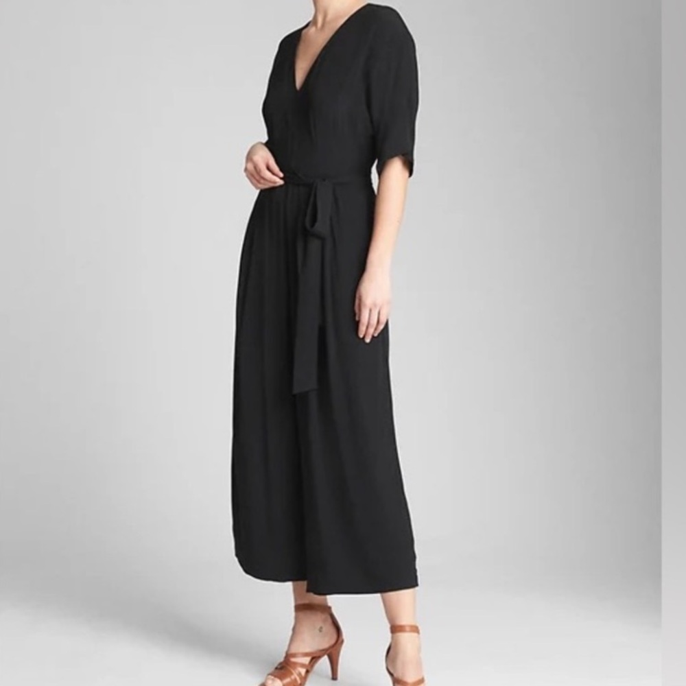 GAP Black V-Neck Jumpsuit